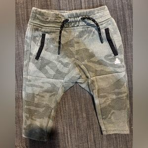 Gap Fit Camo Pants 12-18 Months